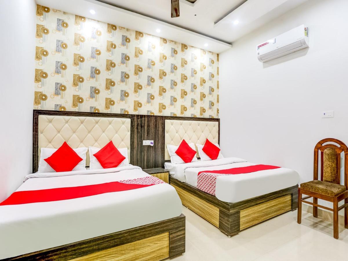 Oyo 75850 Vishwanath Guest House Varanasi Eksteriør bilde