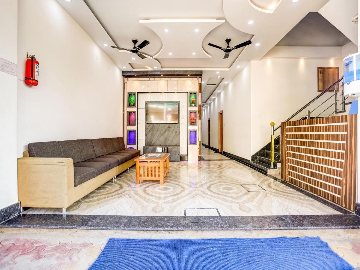 Oyo 75850 Vishwanath Guest House Varanasi Eksteriør bilde